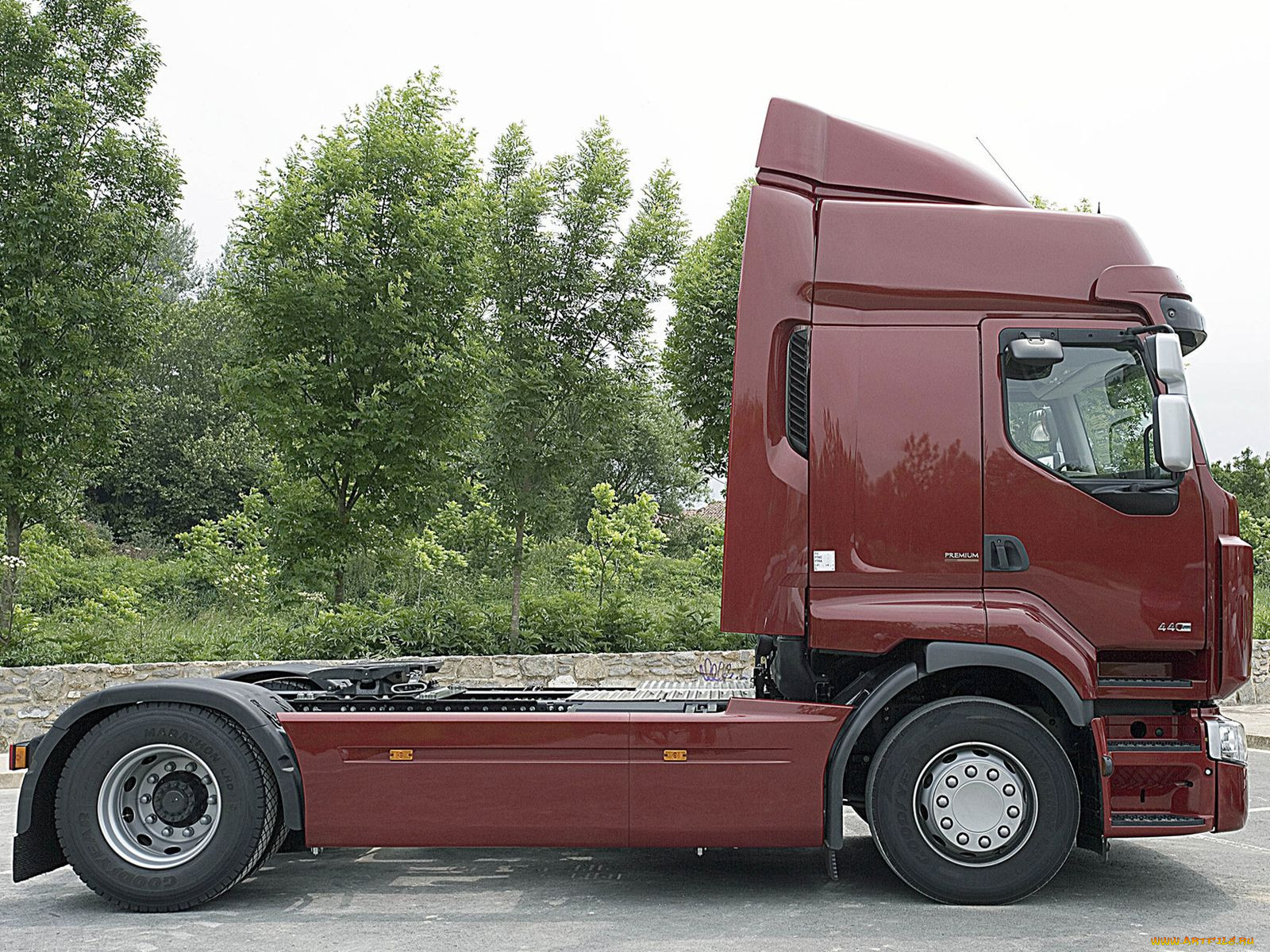 , renault, trucks